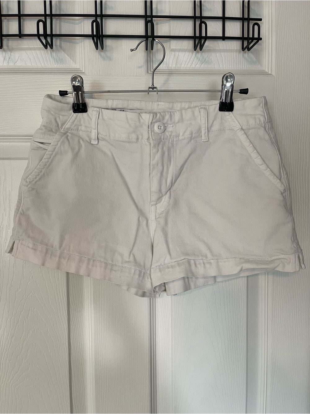 AE Classic White Women's Cotton Shorts
